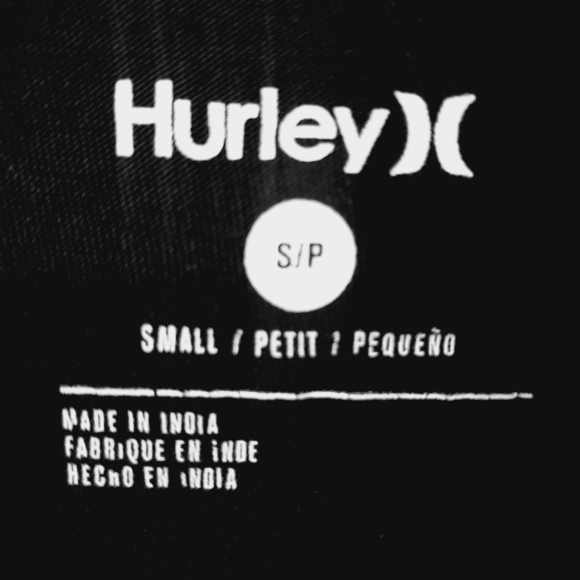 💚5/$25 Hurley Women's Black Short Sleeve T-Shirt Size Small - Picture 2 of 3